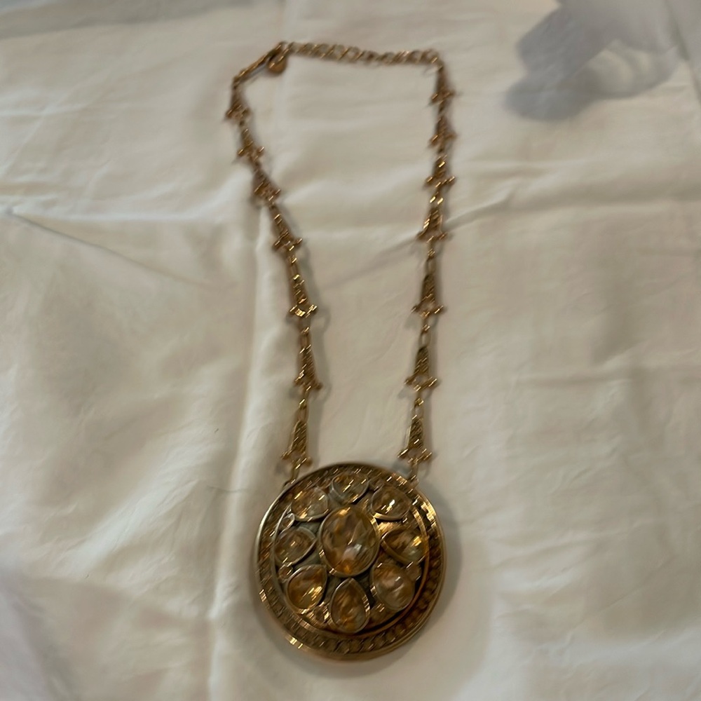 Akkad statement Swarovski style stones necklace